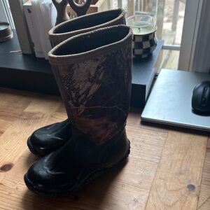 Kids Camouflage Boots